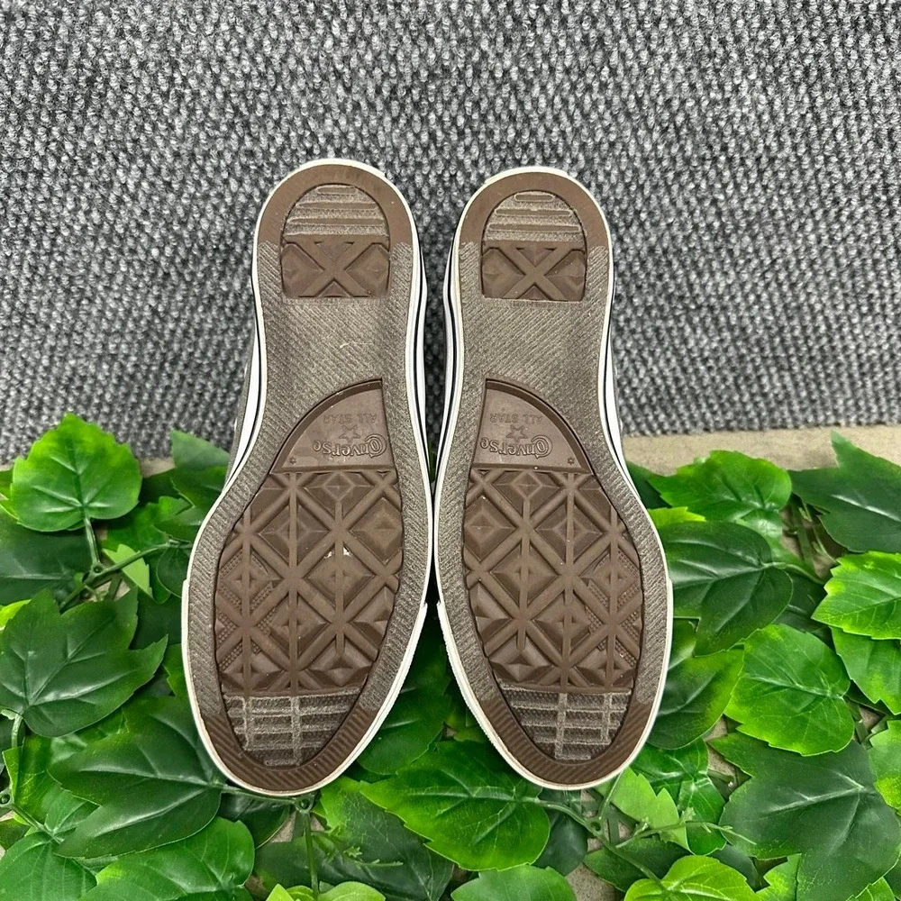 N/A gray converse